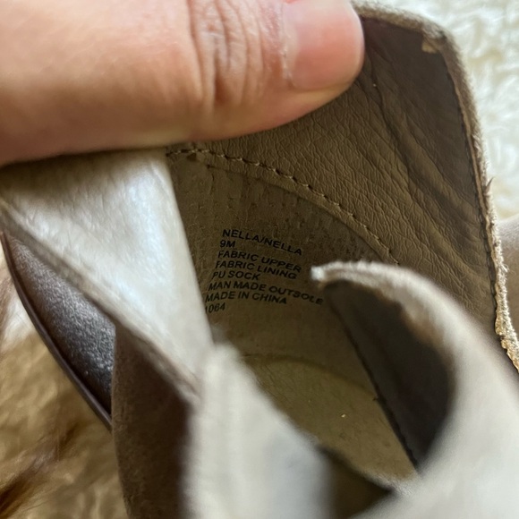 Steve Madden Nella Bootie Tan 9 - Picture 4 of 8